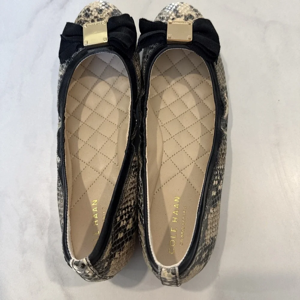 Cole Haan Snakeskin Ballet Flats Women's Size8Tan Black Bow Toe Leather ShoesEUC